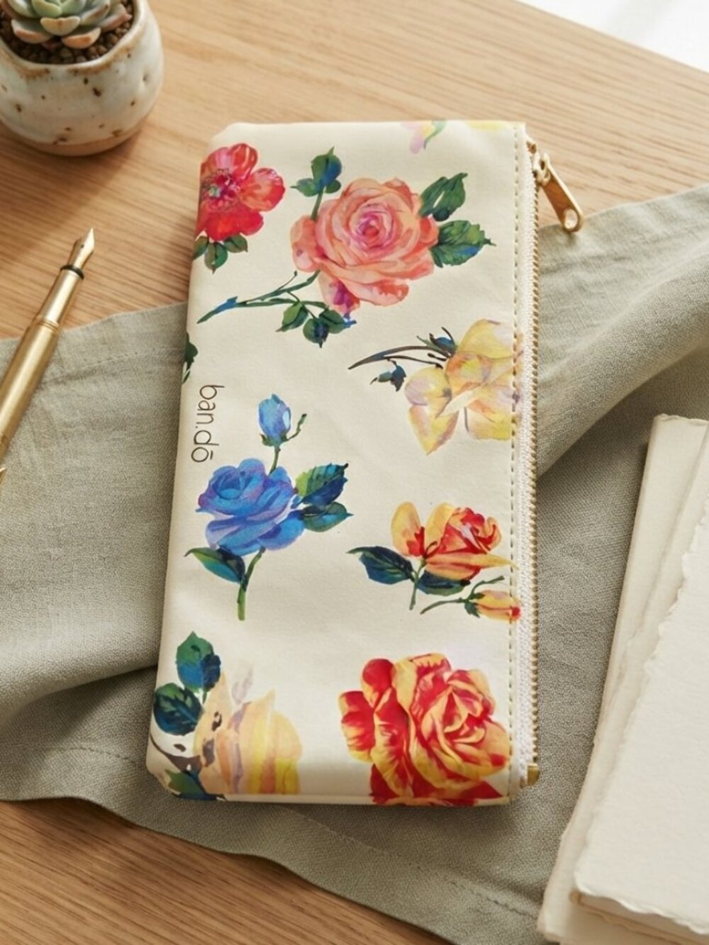 ban.do Cream Floral Zip Pouch with Multicolor Roses